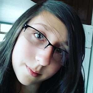 Meet your Posher, Mya